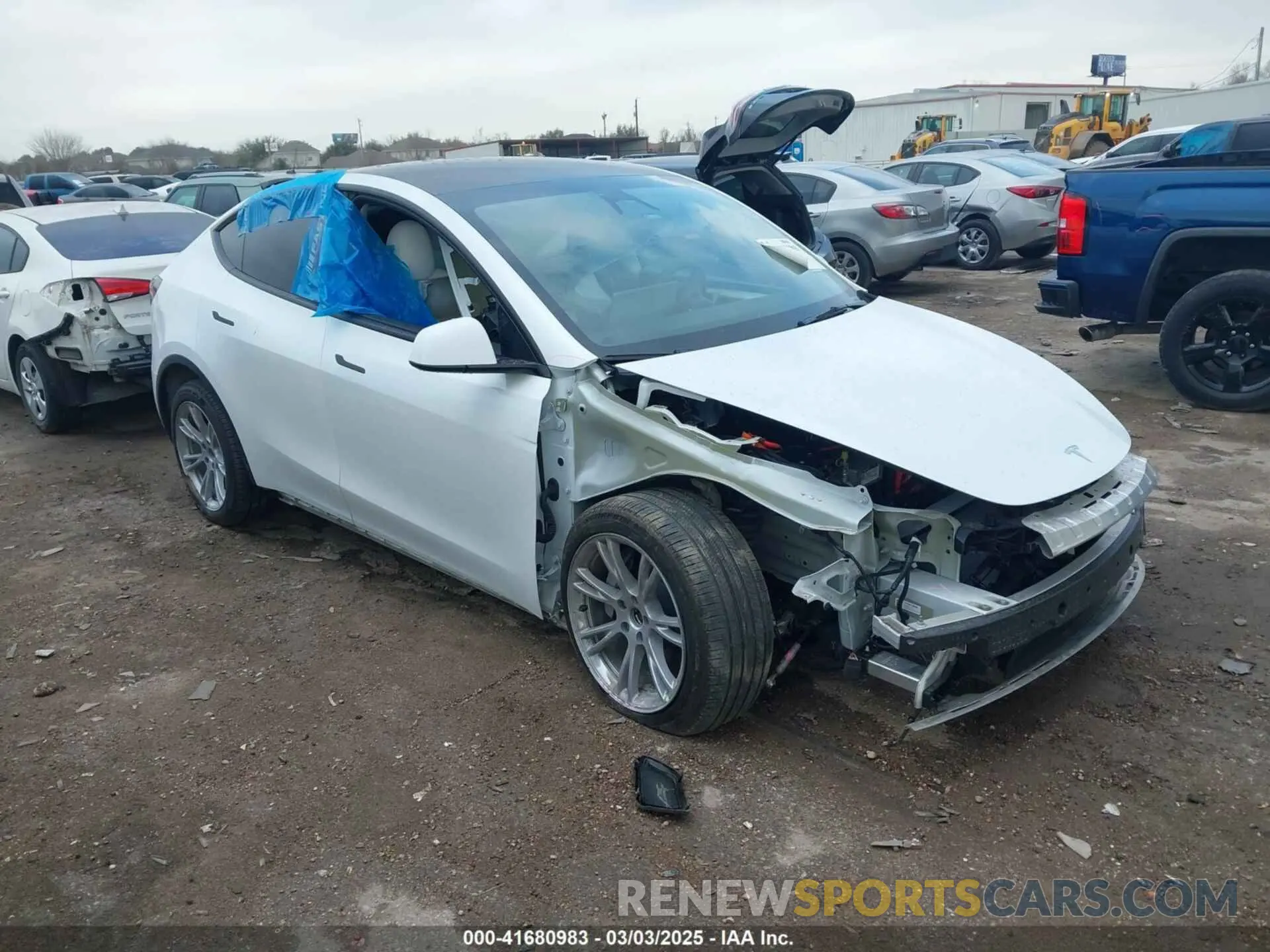 1 Photograph of a damaged car 7SAYGDEE5RA220498 TESLA MODEL Y 2024