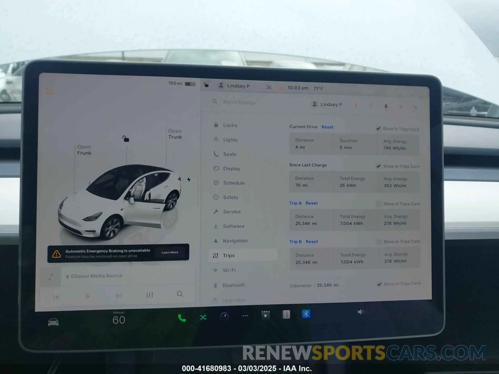 18 Photograph of a damaged car 7SAYGDEE5RA220498 TESLA MODEL Y 2024