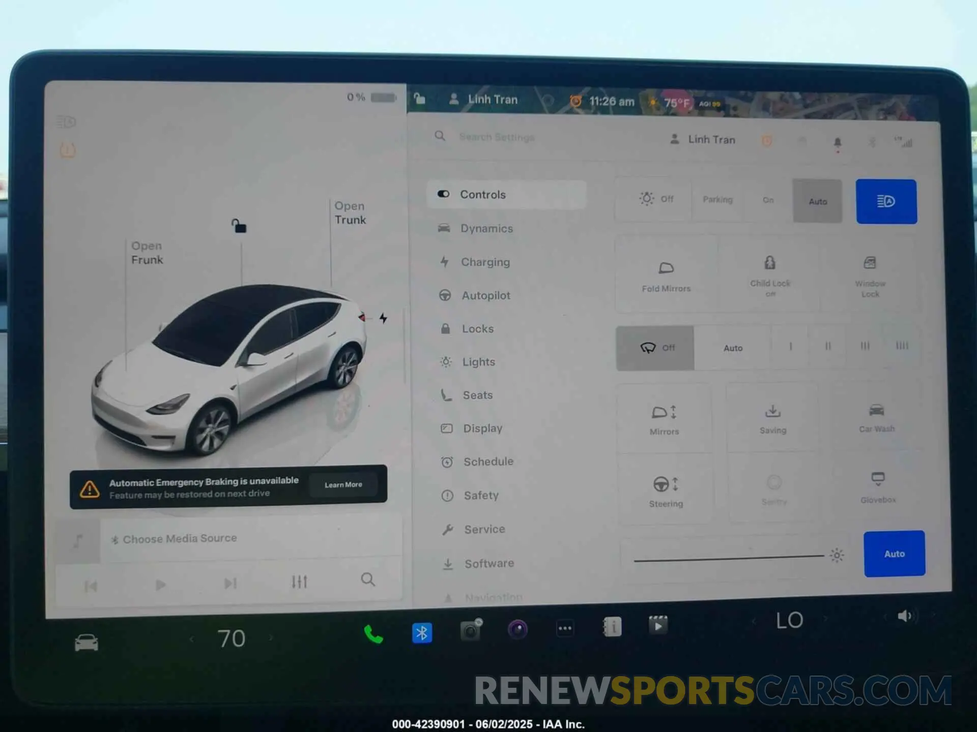 17 Photograph of a damaged car 7SAYGDEE5RA229542 TESLA MODEL Y 2024