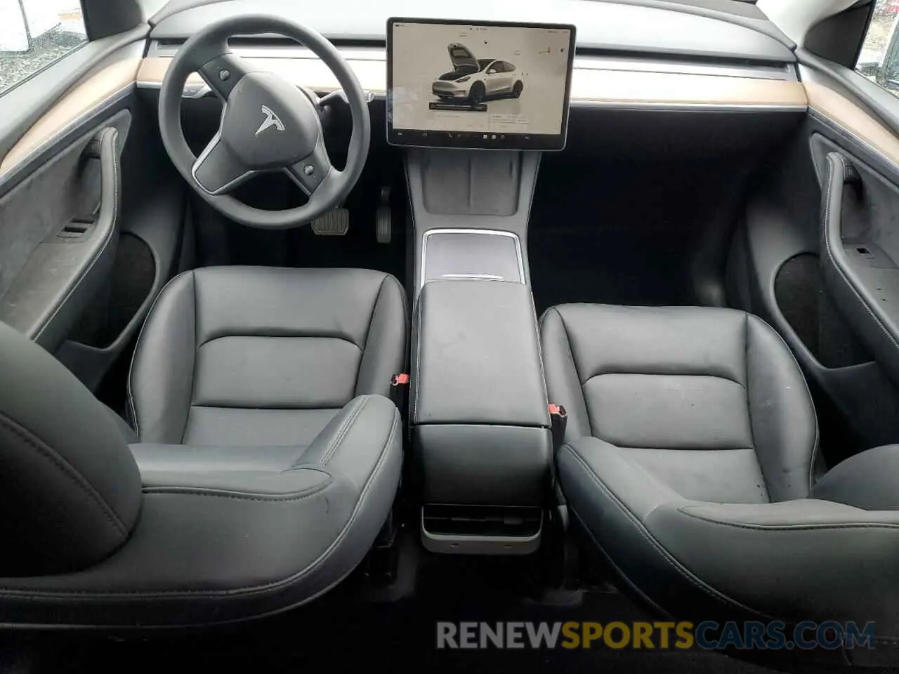 8 Photograph of a damaged car 7SAYGDEE5RA242839 TESLA MODEL Y 2024