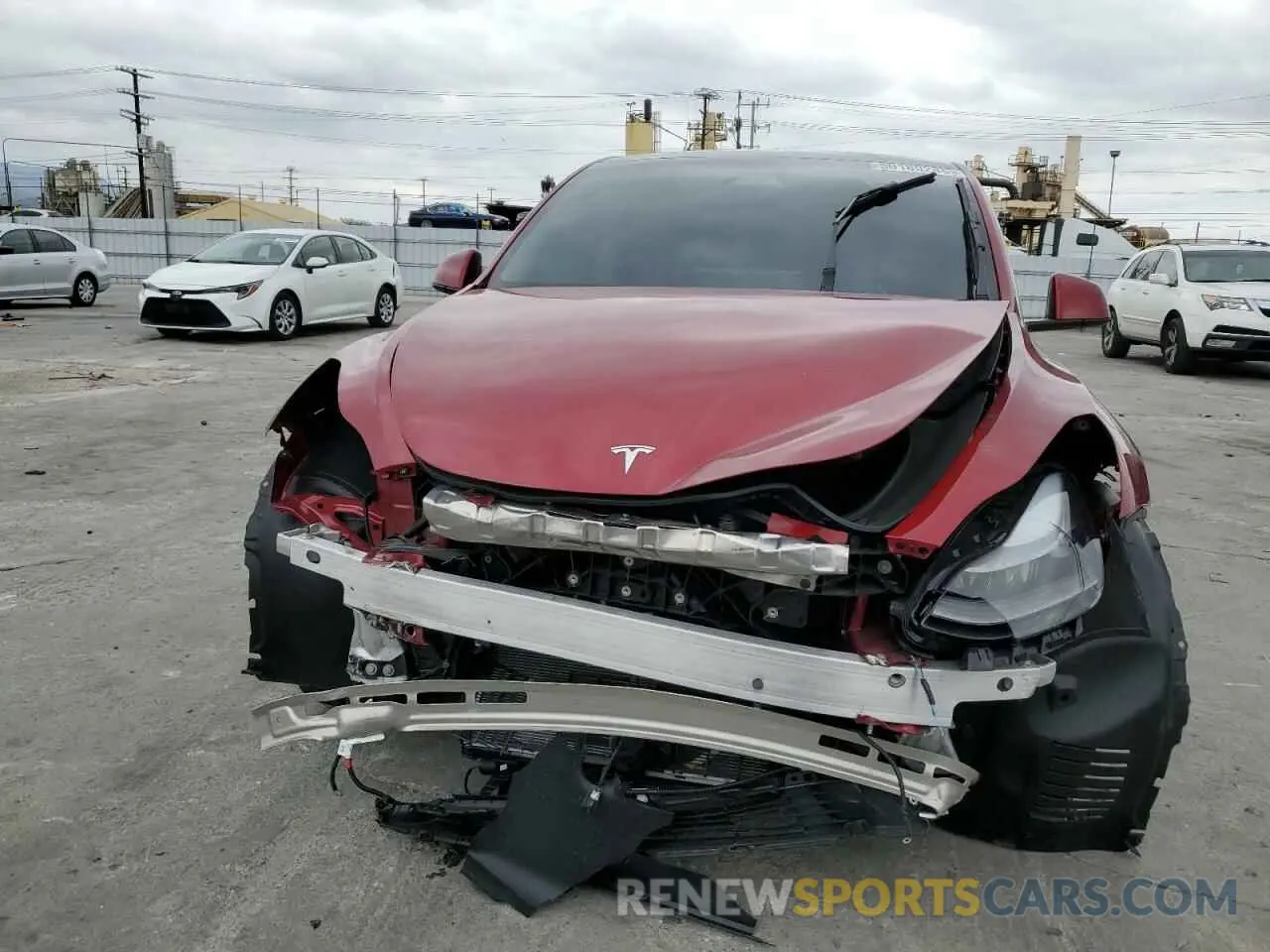 5 Photograph of a damaged car 7SAYGDEE5RA251895 TESLA MODEL Y 2024