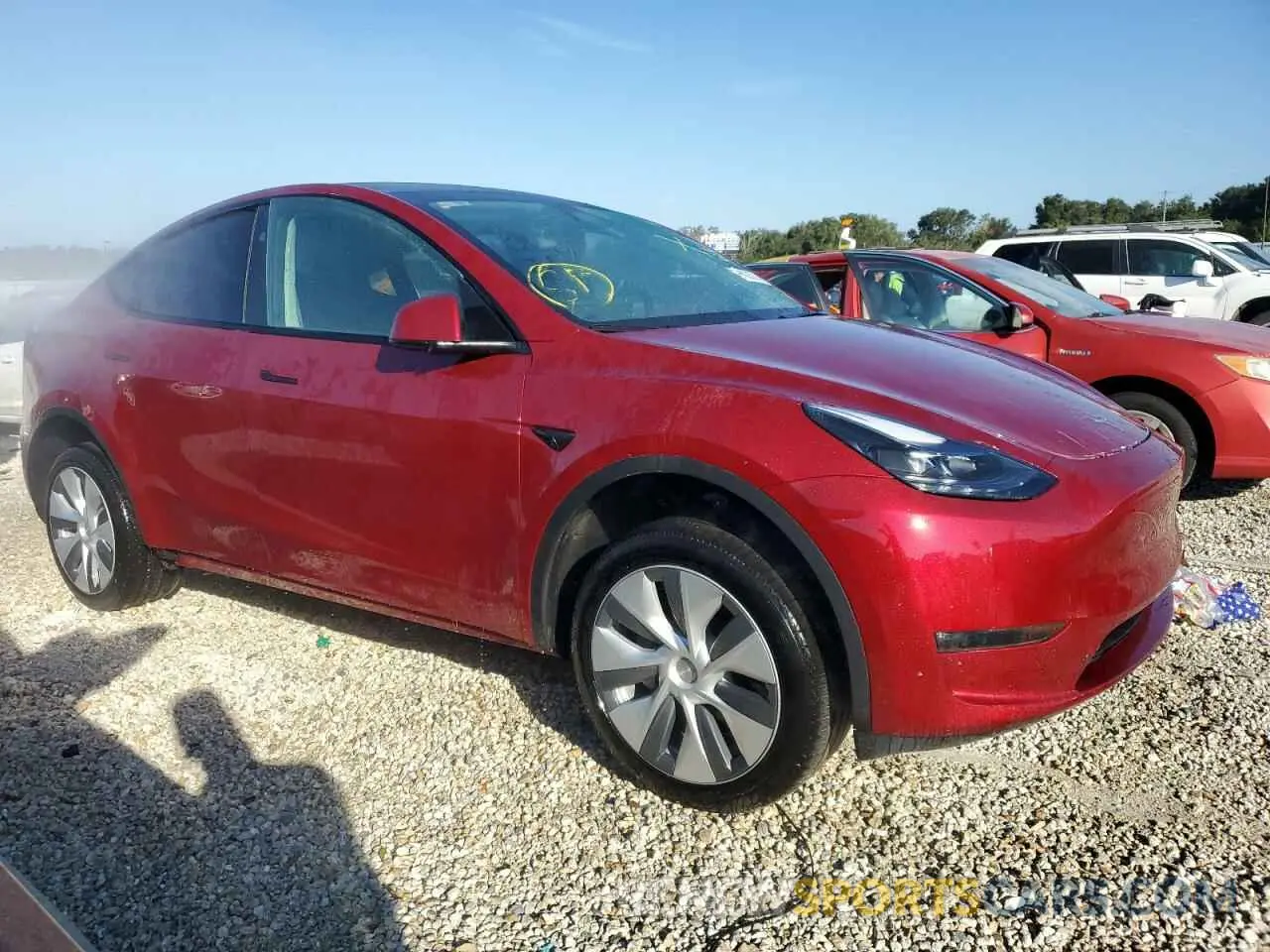 4 Photograph of a damaged car 7SAYGDEE5RA255476 TESLA MODEL Y 2024