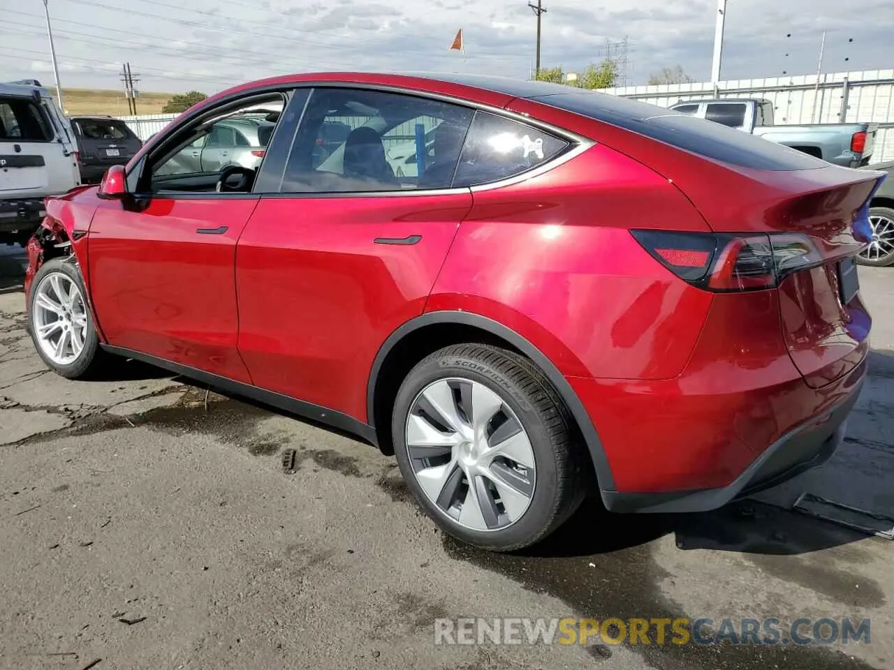 2 Photograph of a damaged car 7SAYGDEE5RA255736 TESLA MODEL Y 2024