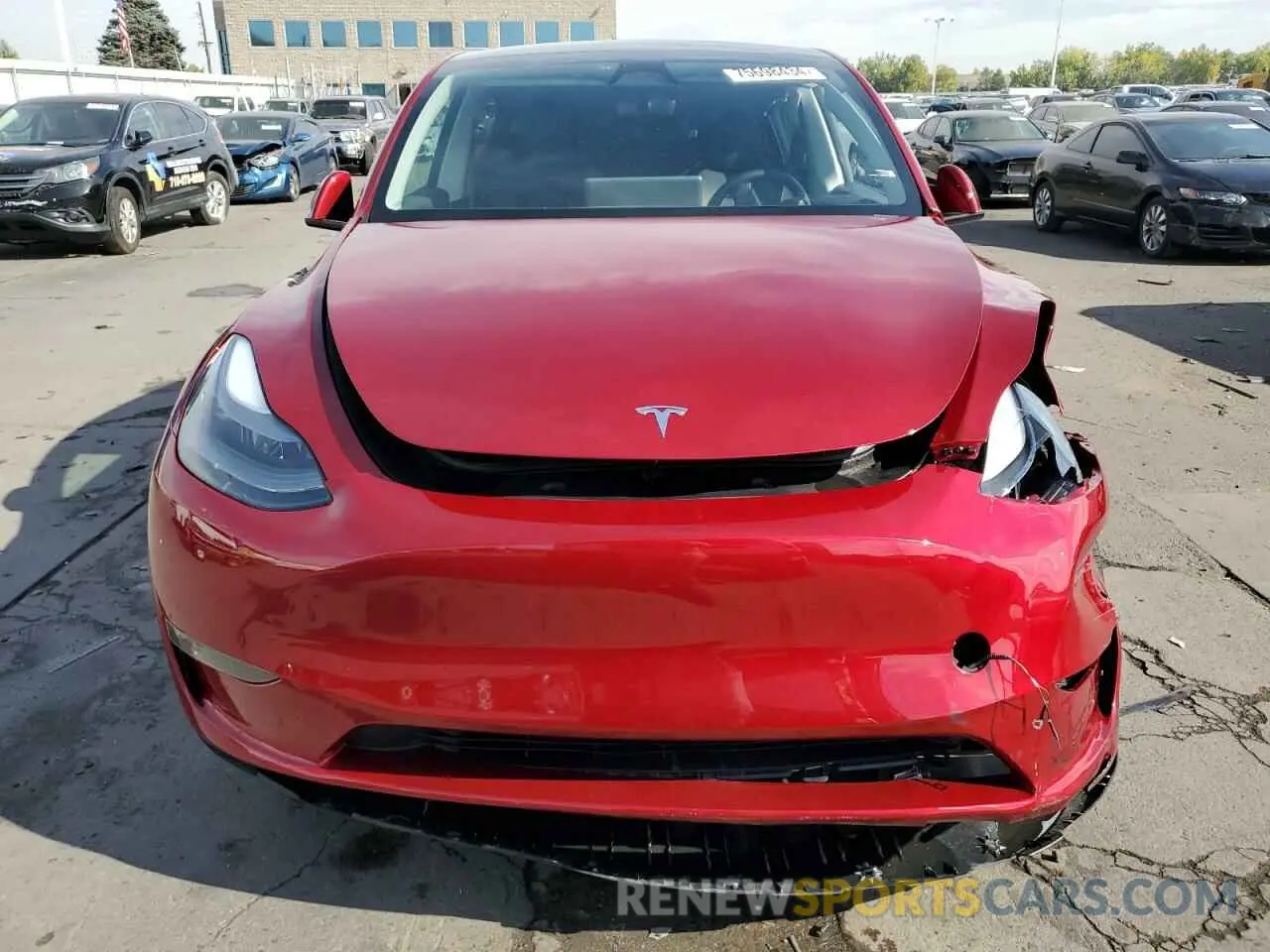 5 Photograph of a damaged car 7SAYGDEE5RA255736 TESLA MODEL Y 2024