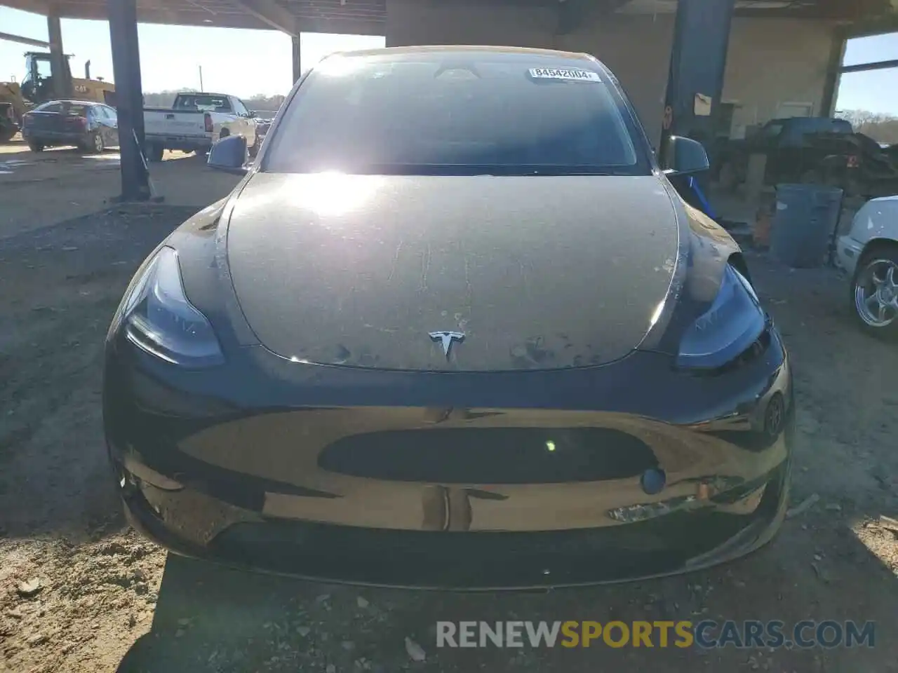 5 Photograph of a damaged car 7SAYGDEE5RA270012 TESLA MODEL Y 2024