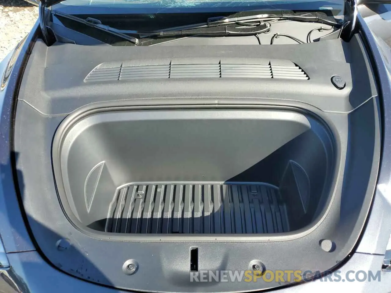11 Photograph of a damaged car 7SAYGDEE5RA292169 TESLA MODEL Y 2024