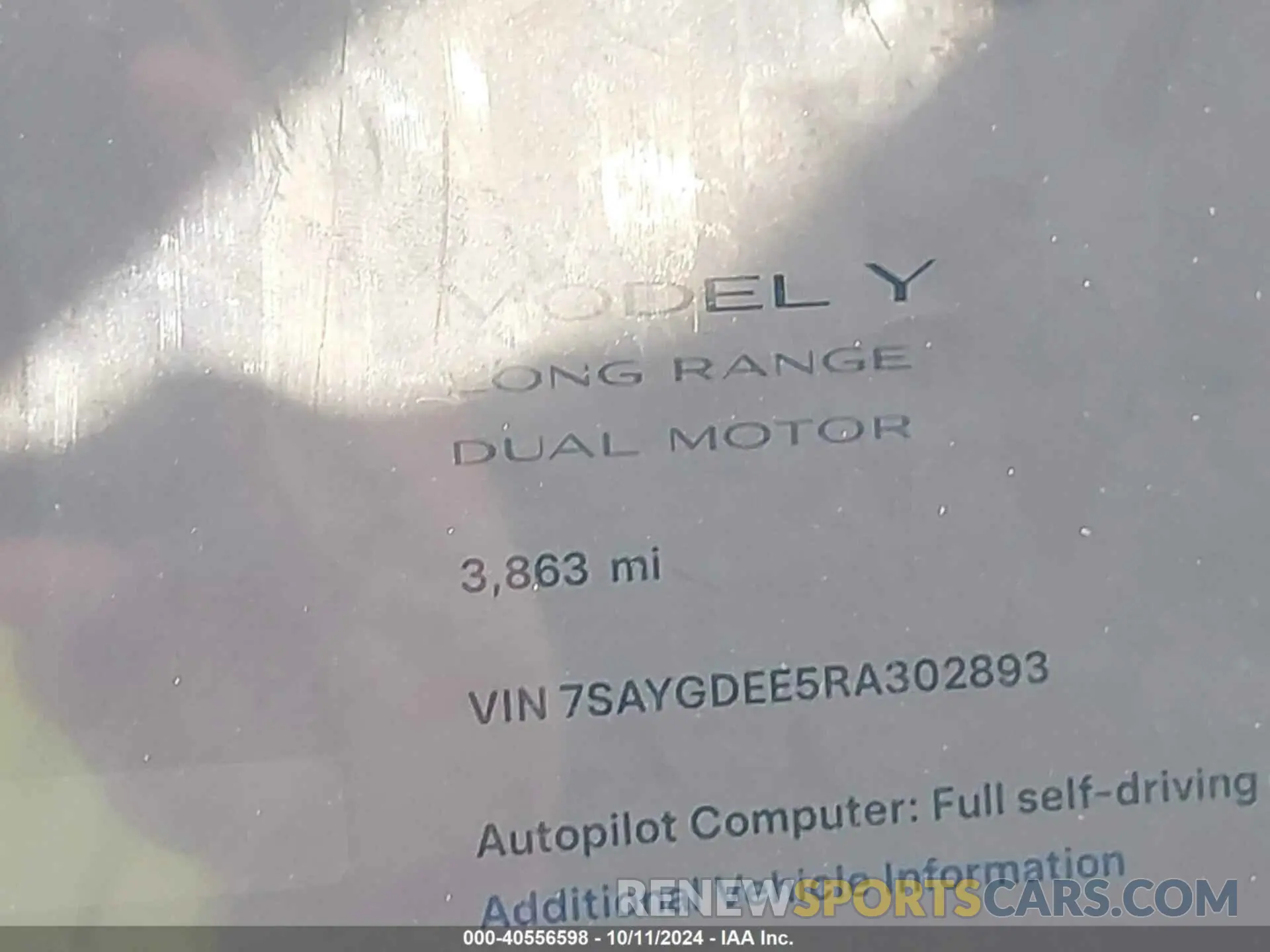 16 Photograph of a damaged car 7SAYGDEE5RA302893 TESLA MODEL Y 2024