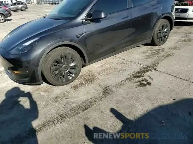 10 Photograph of a damaged car 7SAYGDEE5RF068449 TESLA MODEL Y 2024