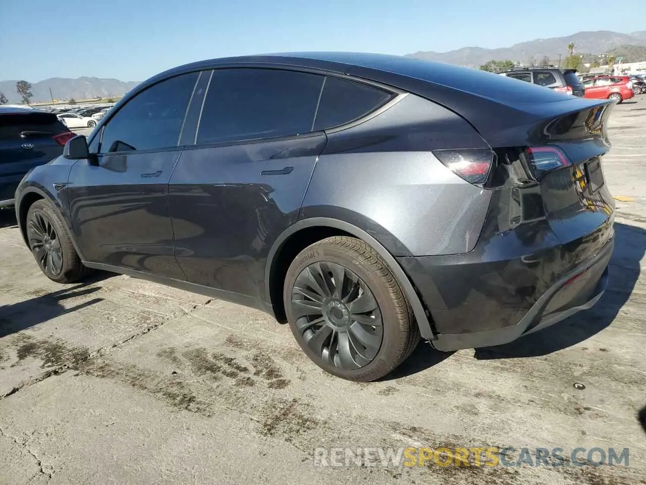 2 Photograph of a damaged car 7SAYGDEE5RF068449 TESLA MODEL Y 2024