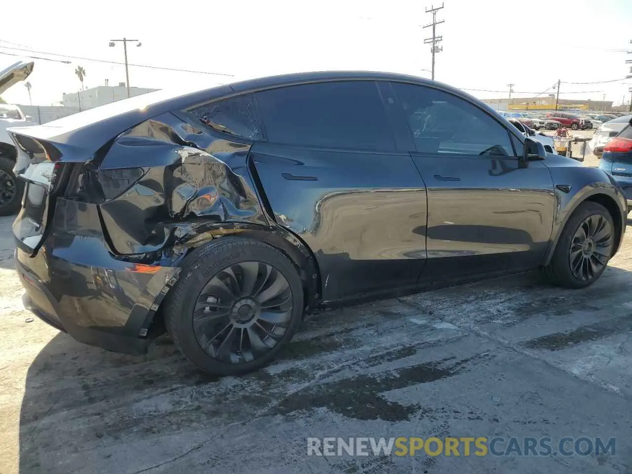 3 Photograph of a damaged car 7SAYGDEE5RF068449 TESLA MODEL Y 2024