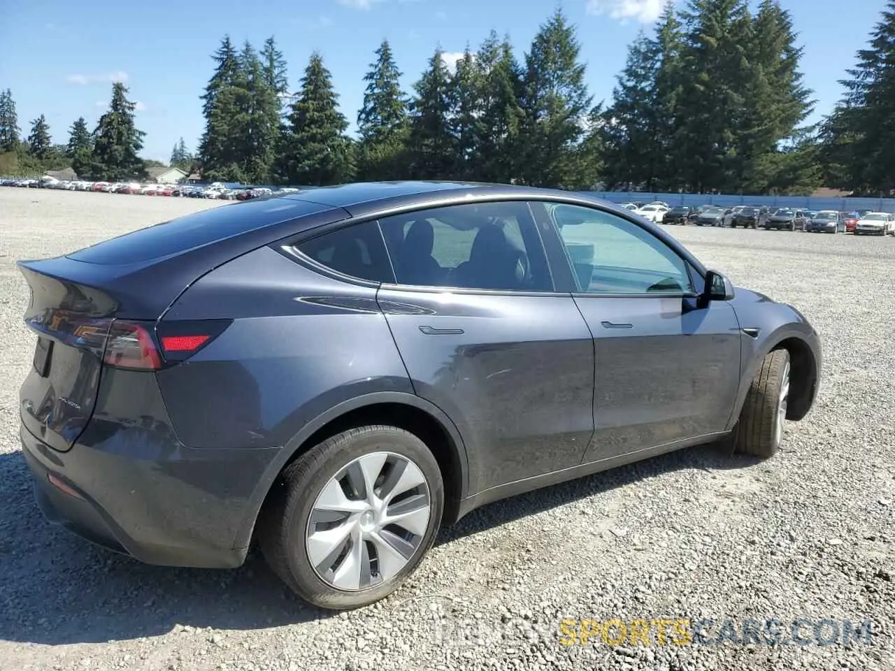 3 Photograph of a damaged car 7SAYGDEE5RF071206 TESLA MODEL Y 2024