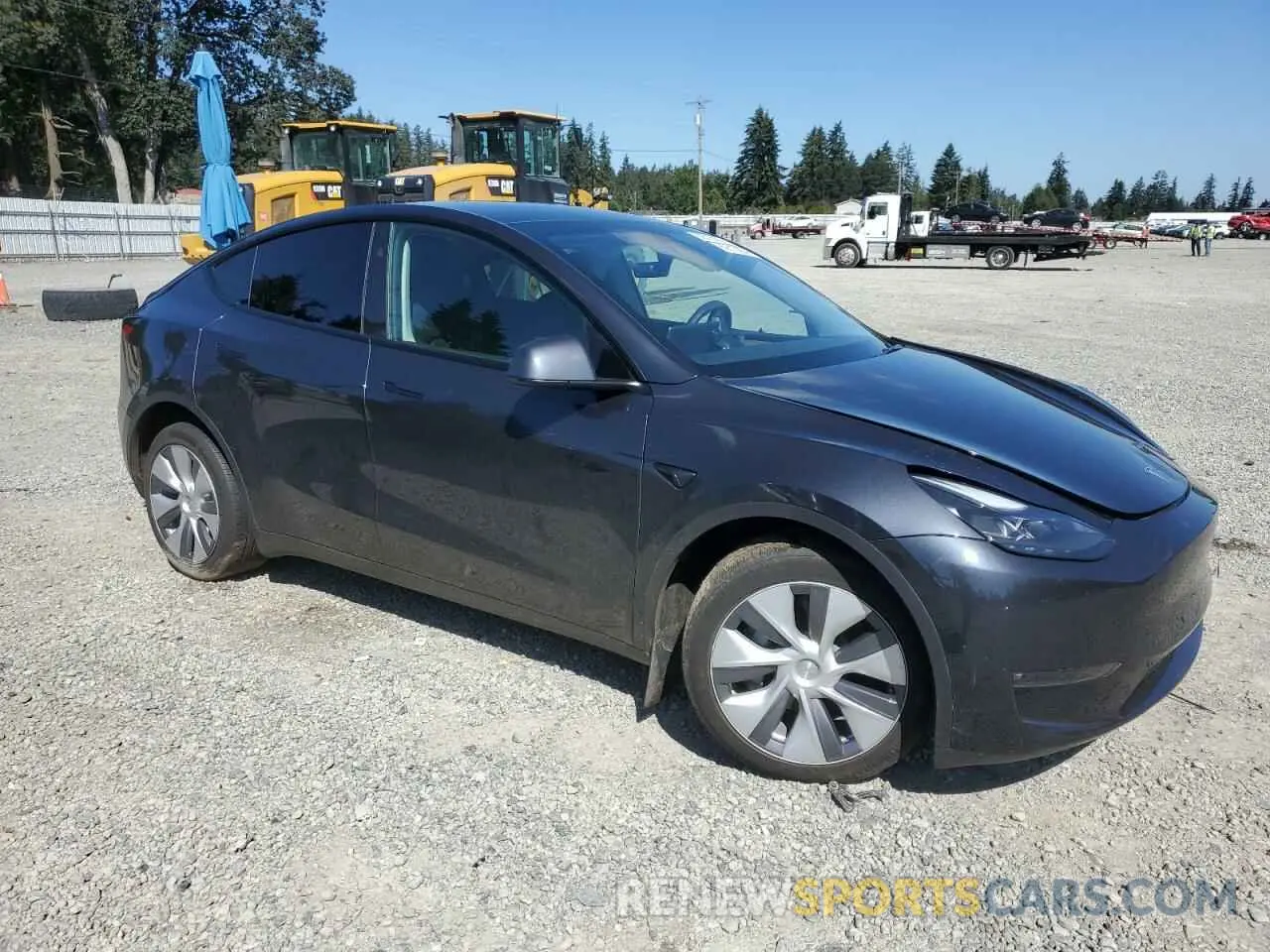 4 Photograph of a damaged car 7SAYGDEE5RF071206 TESLA MODEL Y 2024