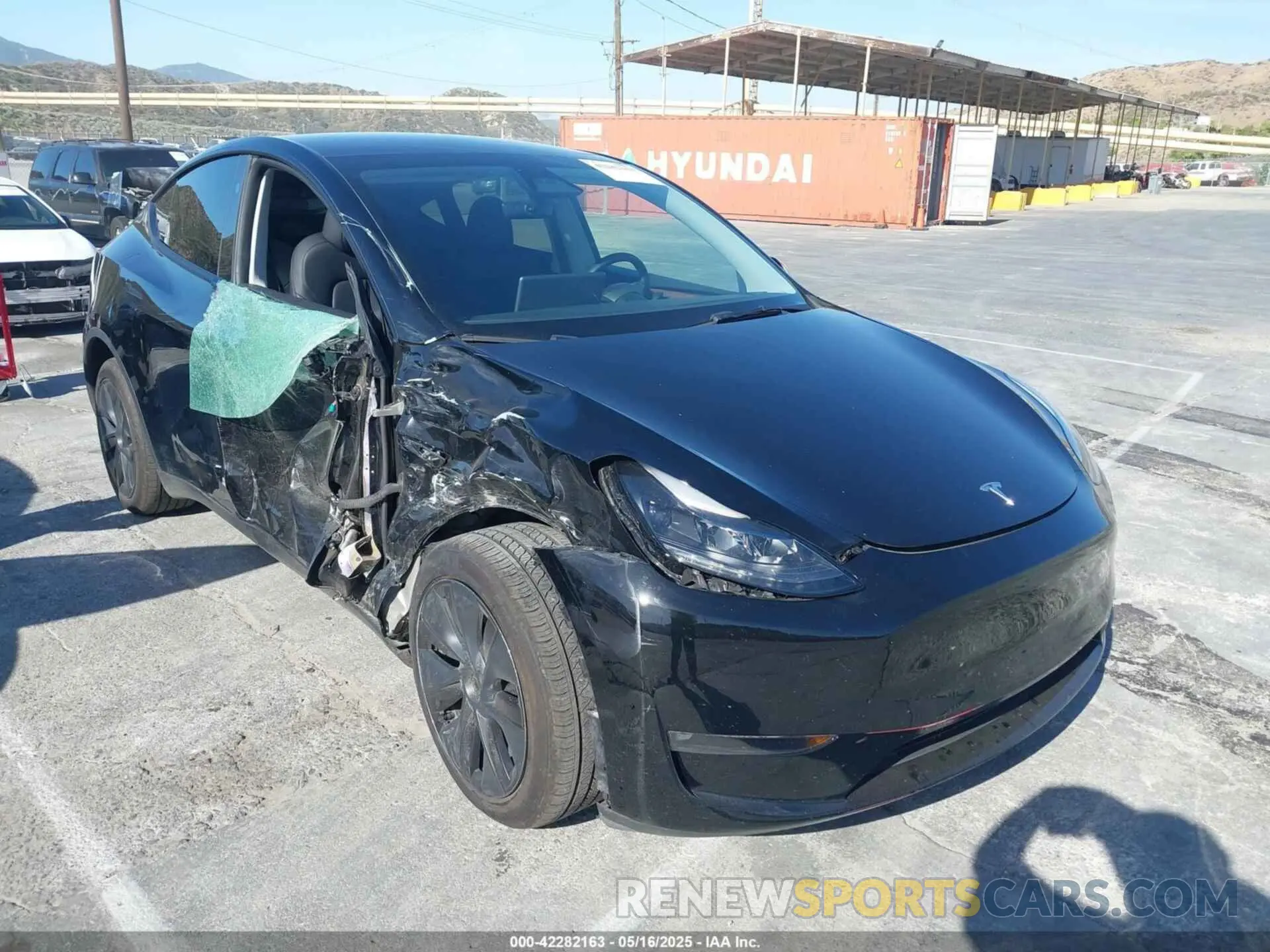 1 Photograph of a damaged car 7SAYGDEE5RF115074 TESLA MODEL Y 2024