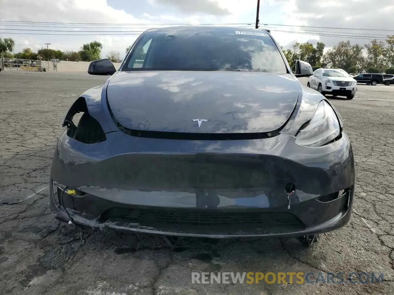 5 Photograph of a damaged car 7SAYGDEE5RF123496 TESLA MODEL Y 2024
