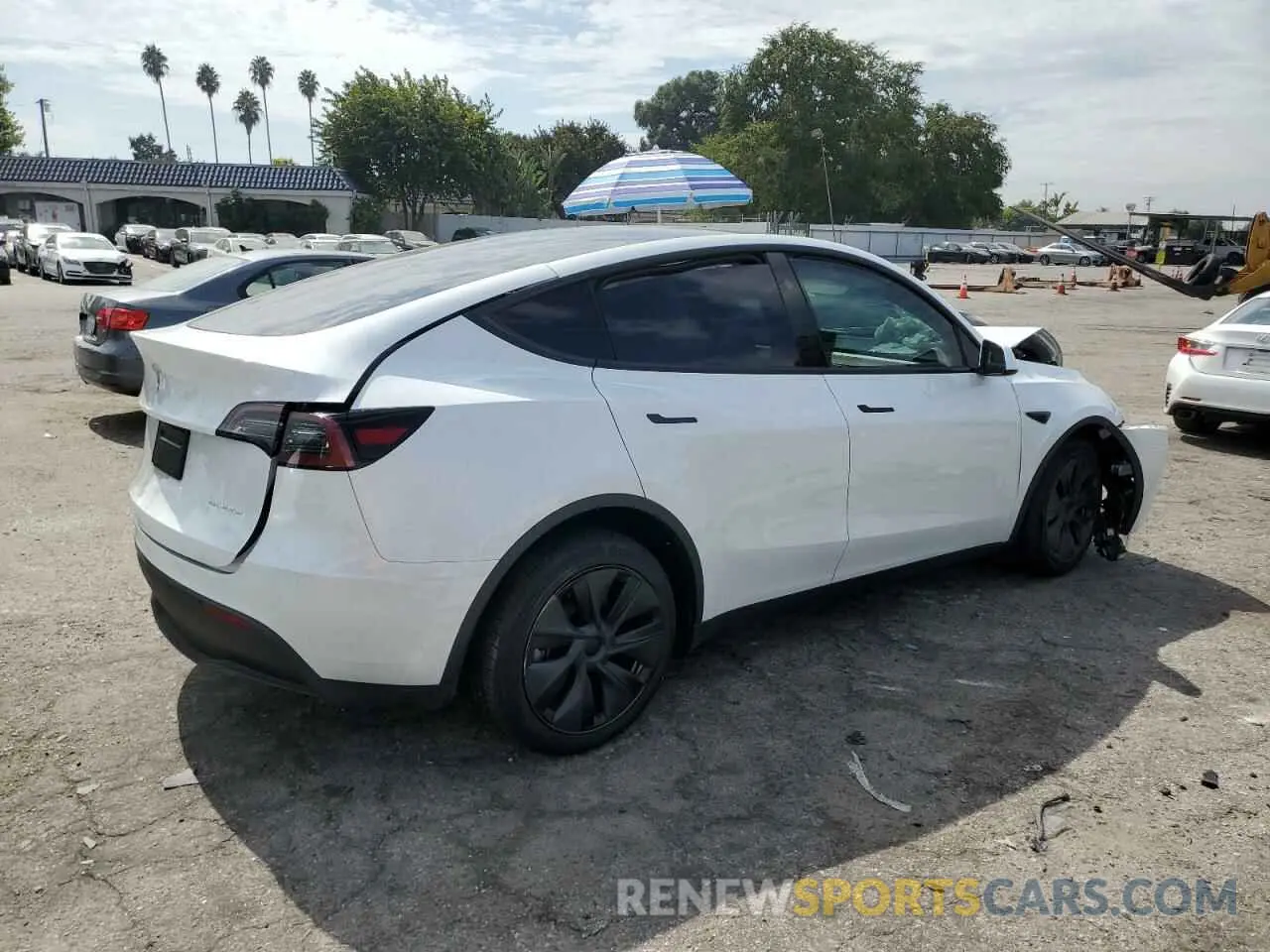 3 Photograph of a damaged car 7SAYGDEE5RF131663 TESLA MODEL Y 2024