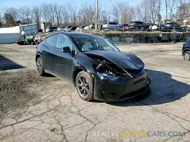 12 Photograph of a damaged car 7SAYGDEE5RF157597 TESLA MODEL Y 2024