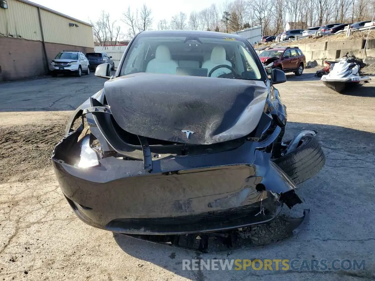 5 Photograph of a damaged car 7SAYGDEE5RF157597 TESLA MODEL Y 2024