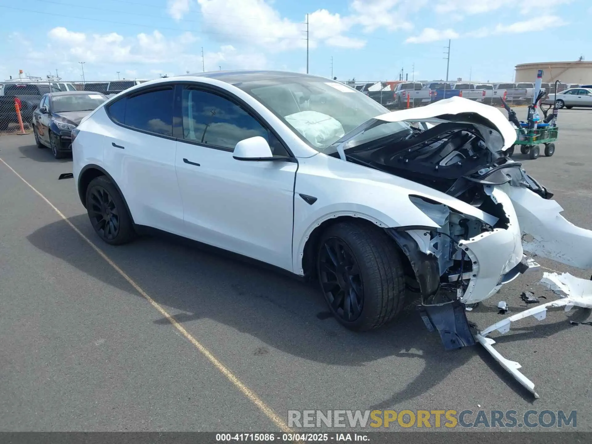 1 Photograph of a damaged car 7SAYGDEE5RF181334 TESLA MODEL Y 2024