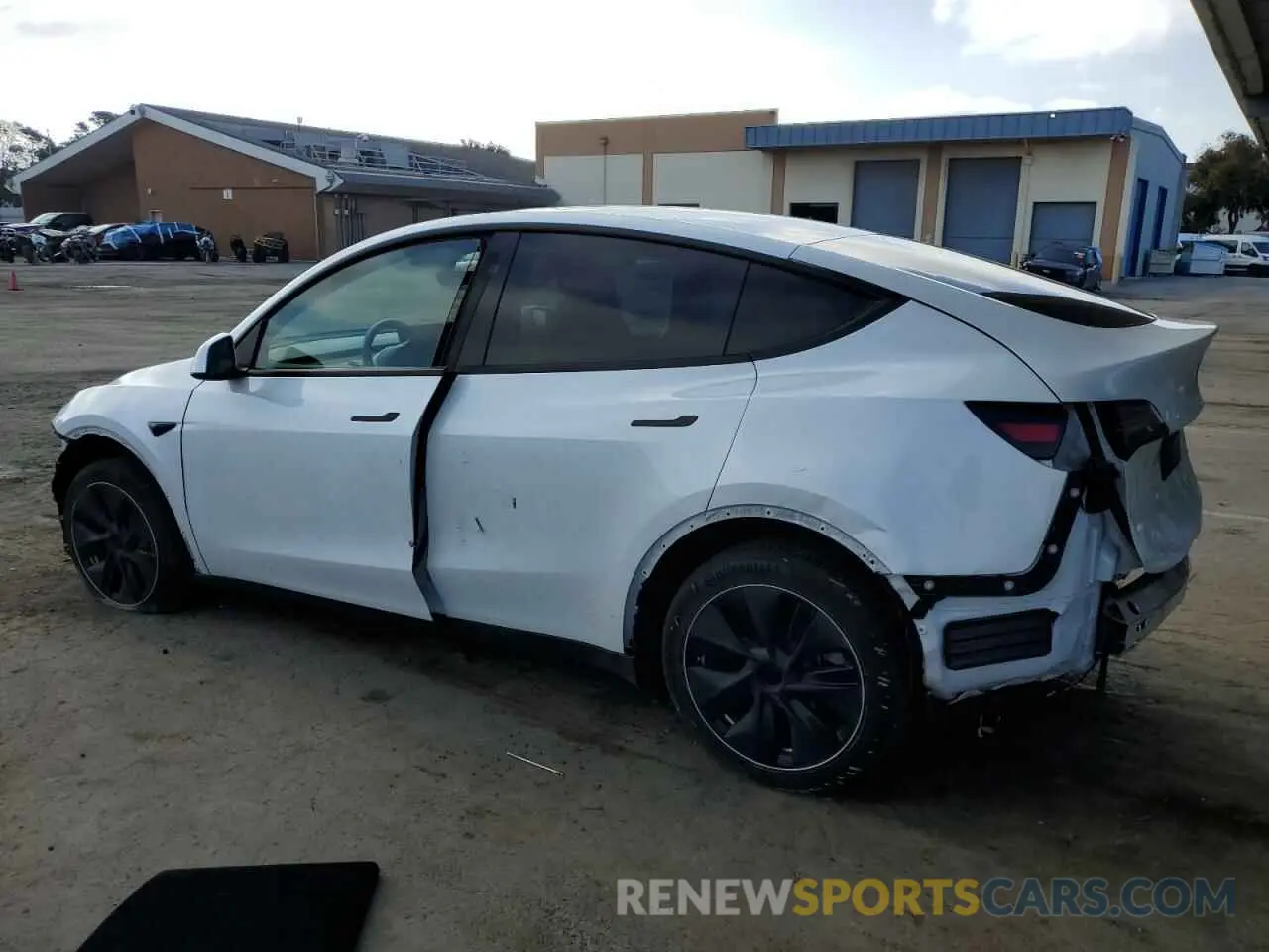2 Photograph of a damaged car 7SAYGDEE5RF196822 TESLA MODEL Y 2024