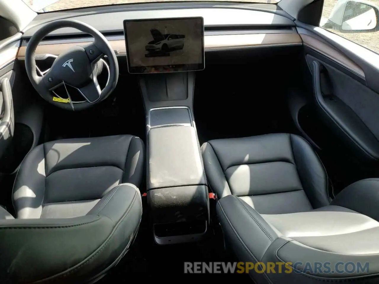 8 Photograph of a damaged car 7SAYGDEE5RF196822 TESLA MODEL Y 2024