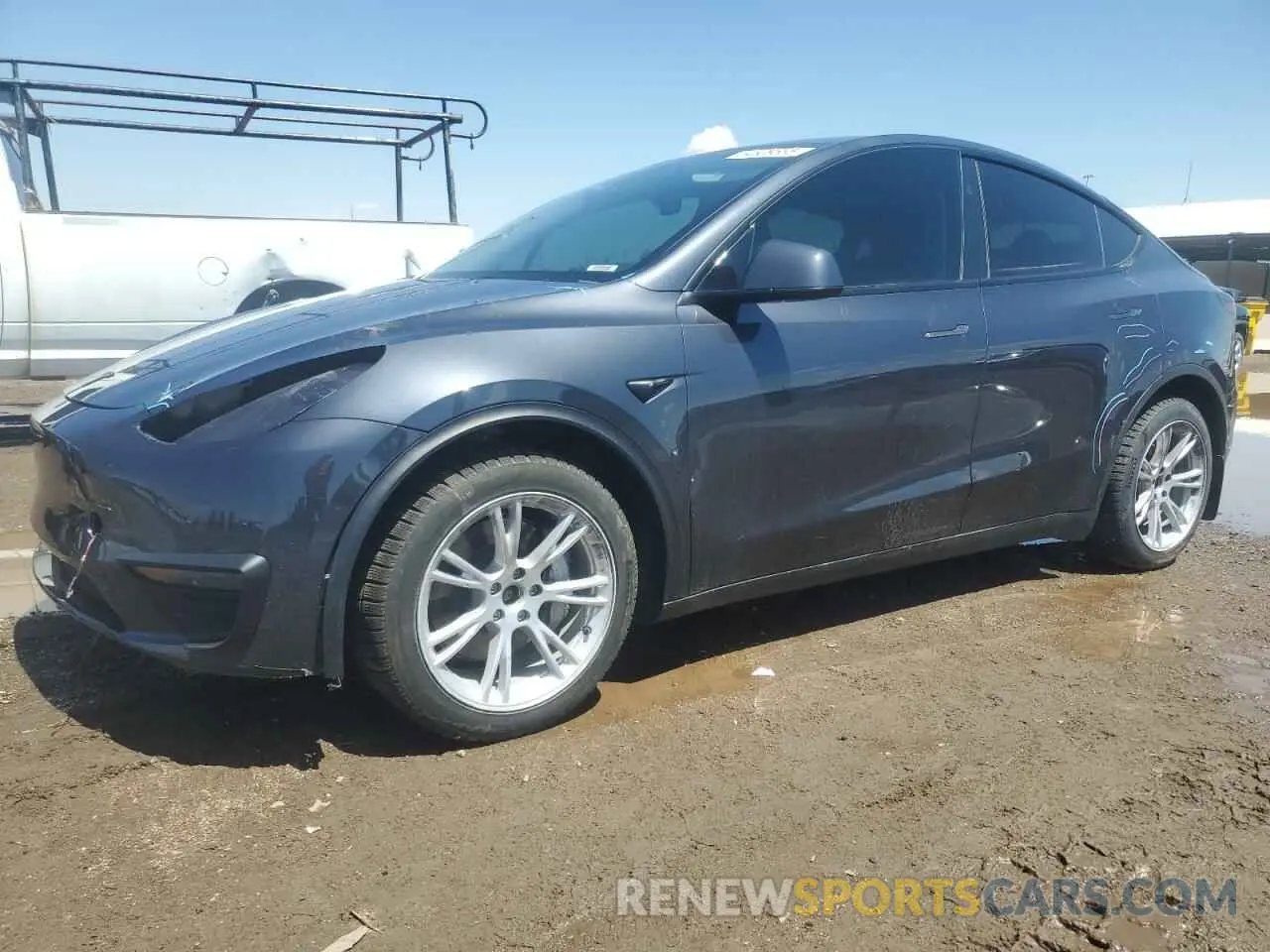 1 Photograph of a damaged car 7SAYGDEE6RA221773 TESLA MODEL Y 2024