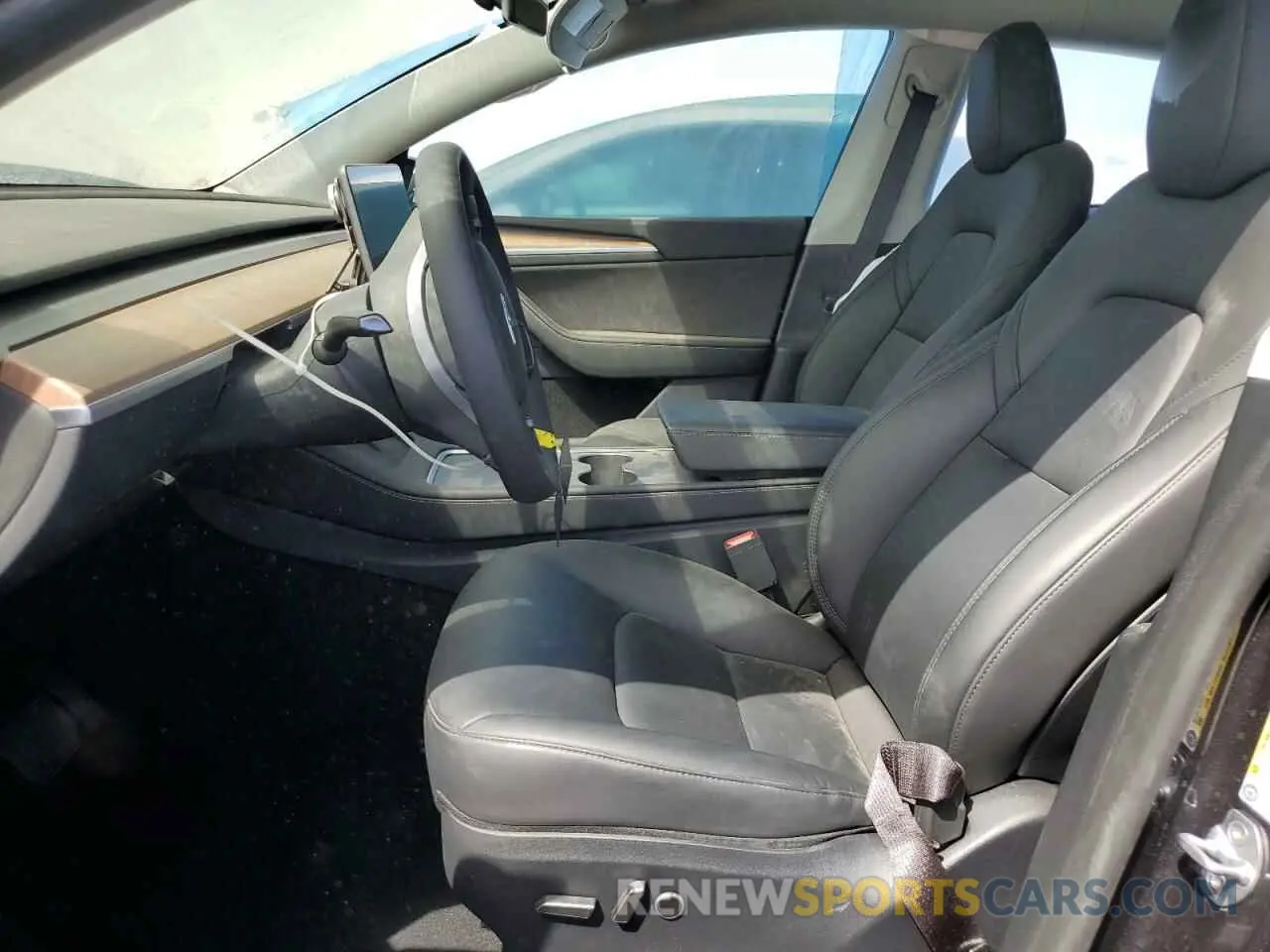 7 Photograph of a damaged car 7SAYGDEE6RA224771 TESLA MODEL Y 2024