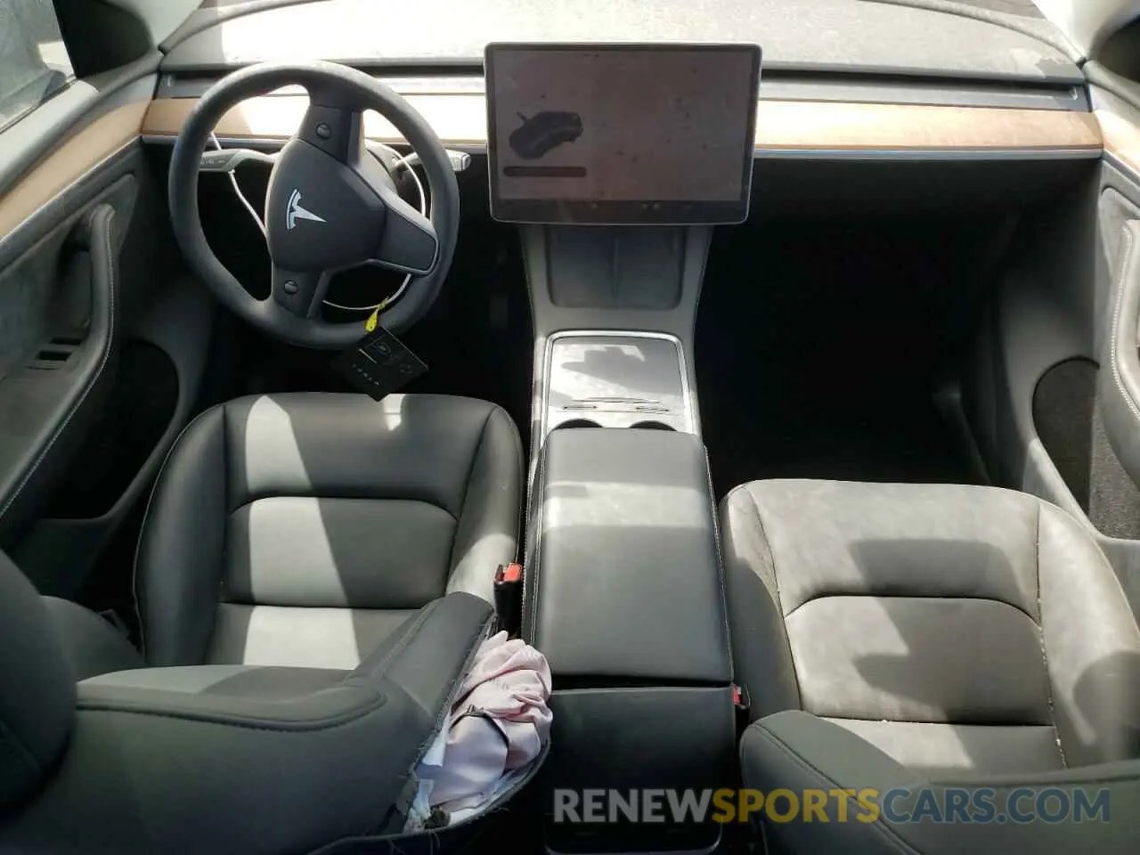 8 Photograph of a damaged car 7SAYGDEE6RA224771 TESLA MODEL Y 2024
