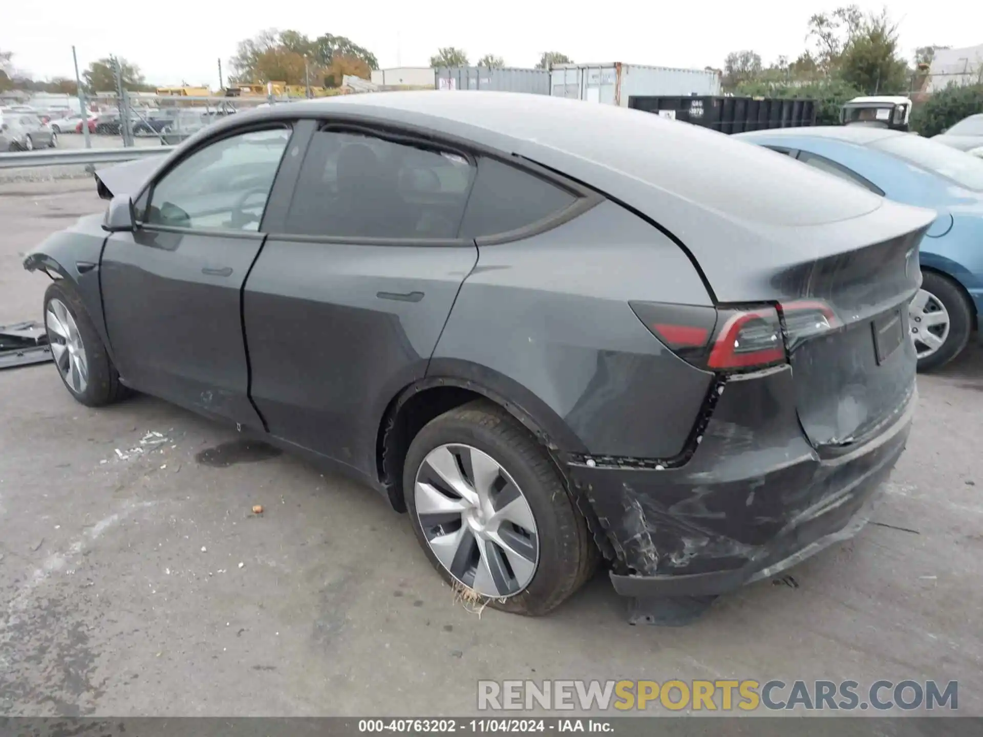 3 Photograph of a damaged car 7SAYGDEE6RA247824 TESLA MODEL Y 2024