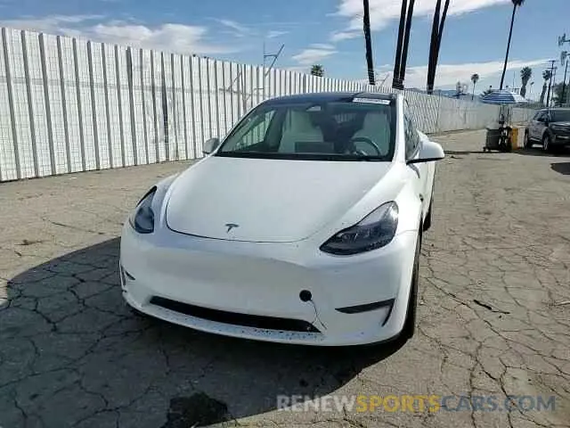 12 Photograph of a damaged car 7SAYGDEE6RA250657 TESLA MODEL Y 2024