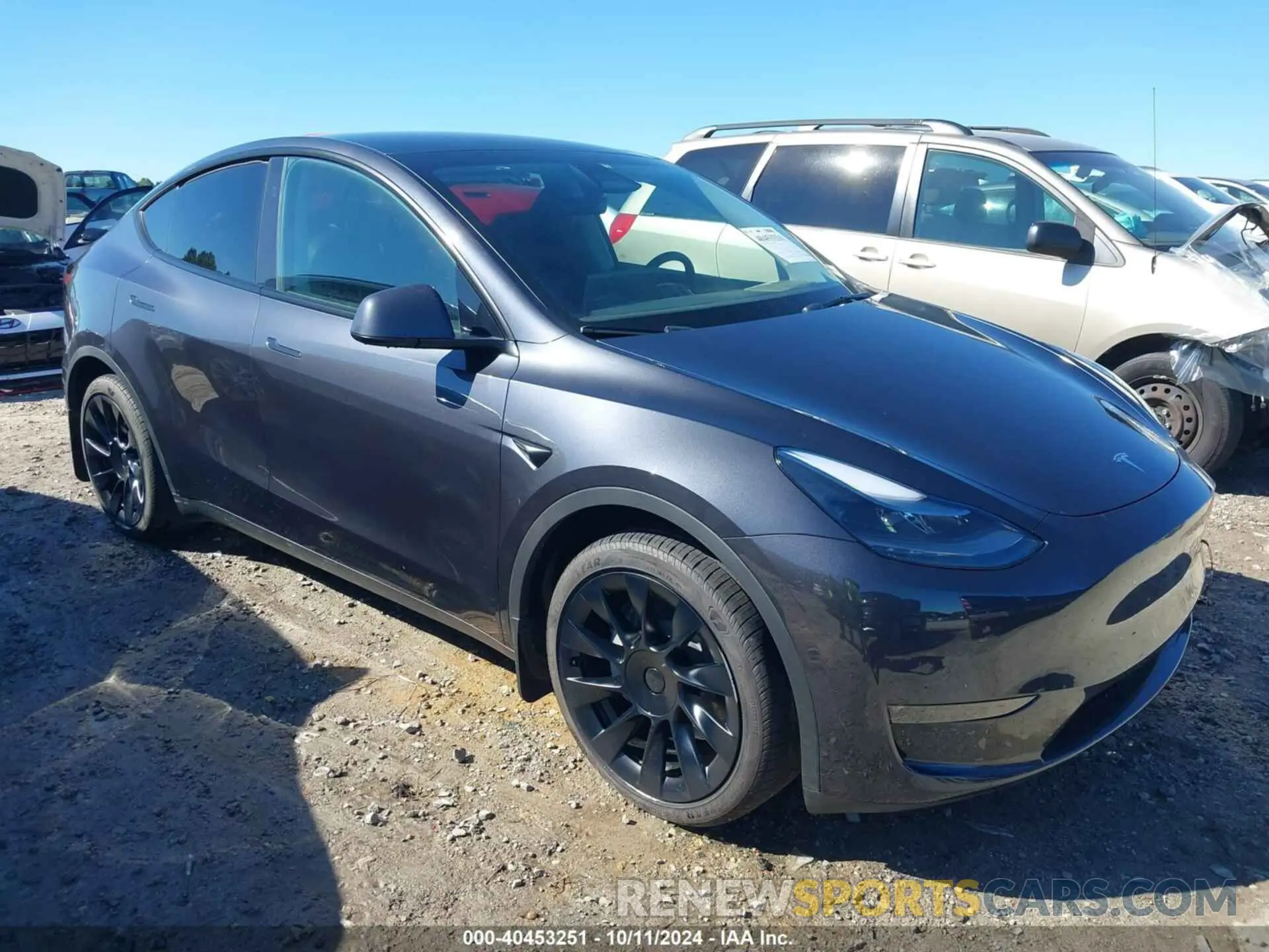 1 Photograph of a damaged car 7SAYGDEE6RA269709 TESLA MODEL Y 2024