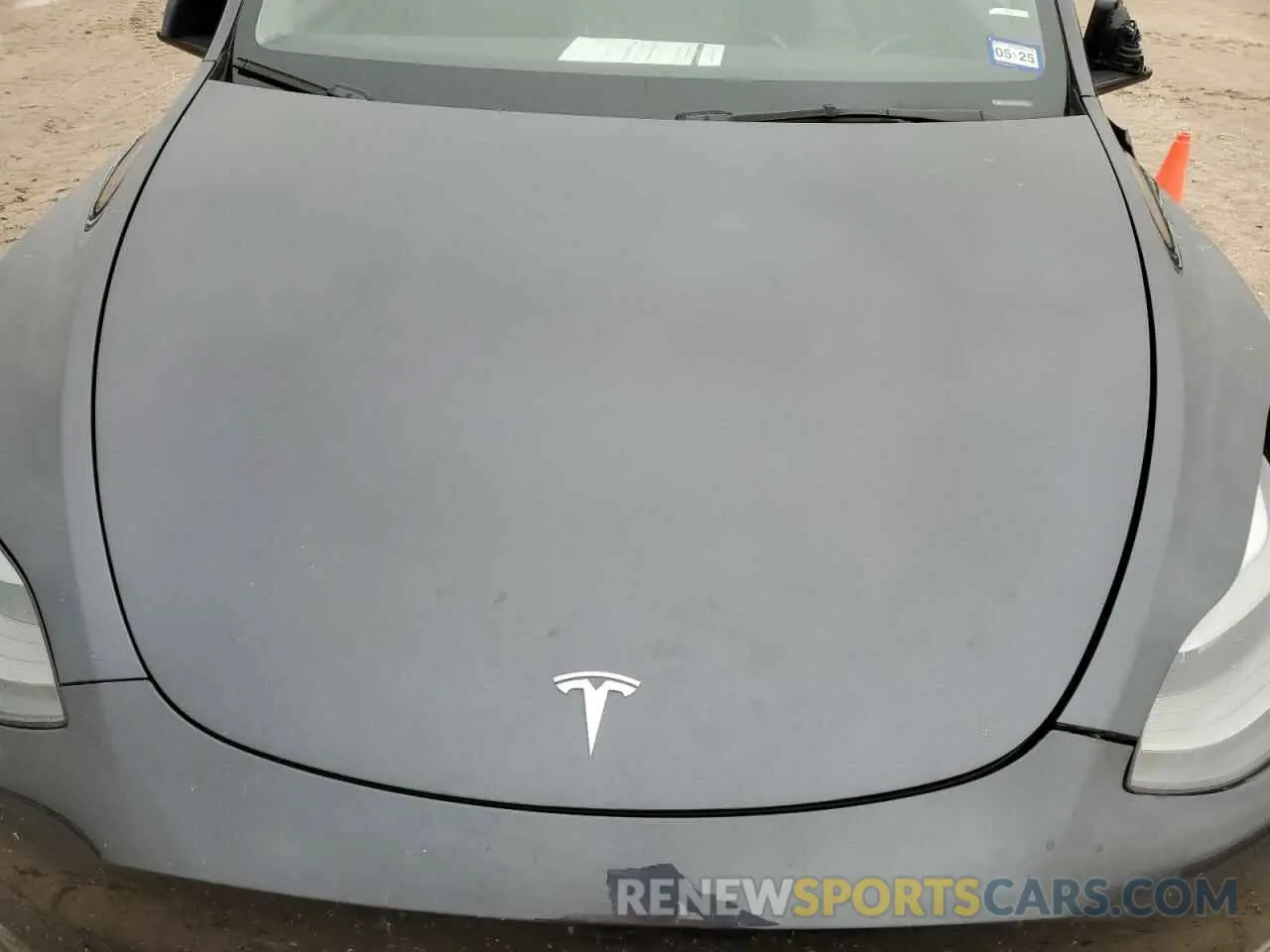 12 Photograph of a damaged car 7SAYGDEE6RA271654 TESLA MODEL Y 2024