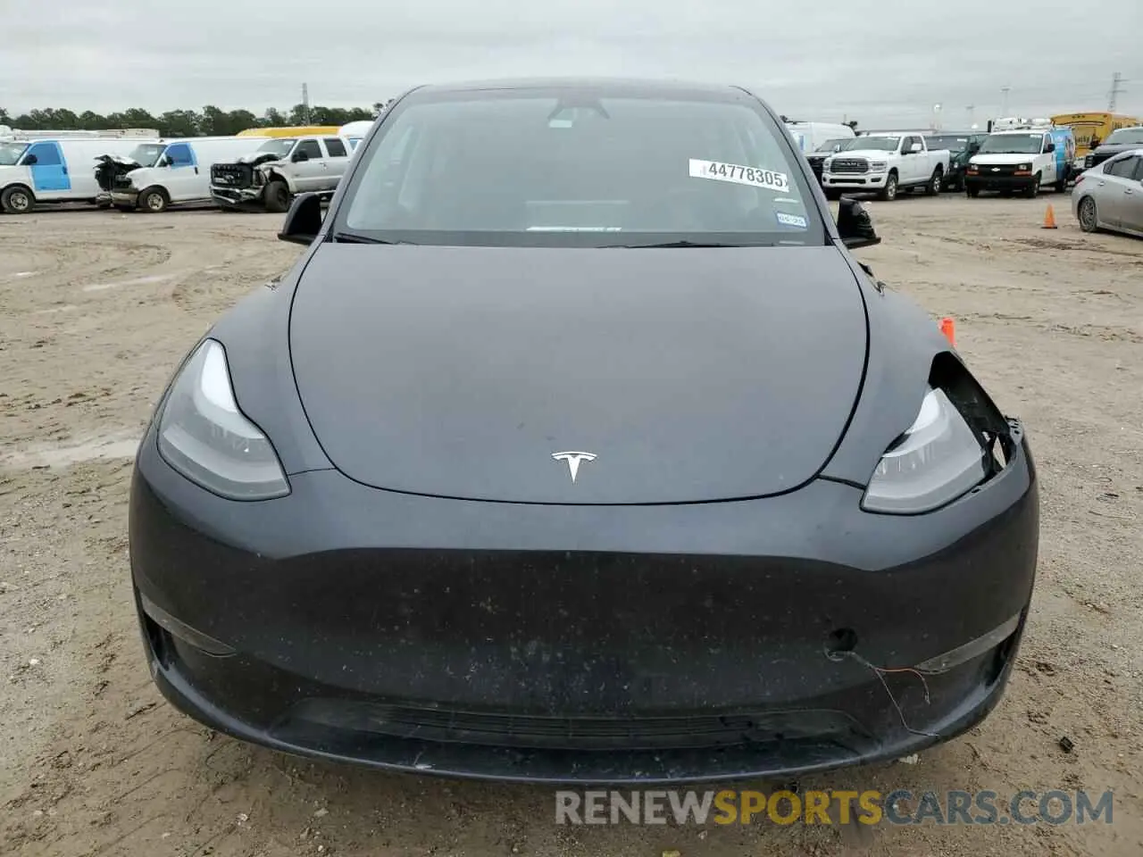 5 Photograph of a damaged car 7SAYGDEE6RA271654 TESLA MODEL Y 2024