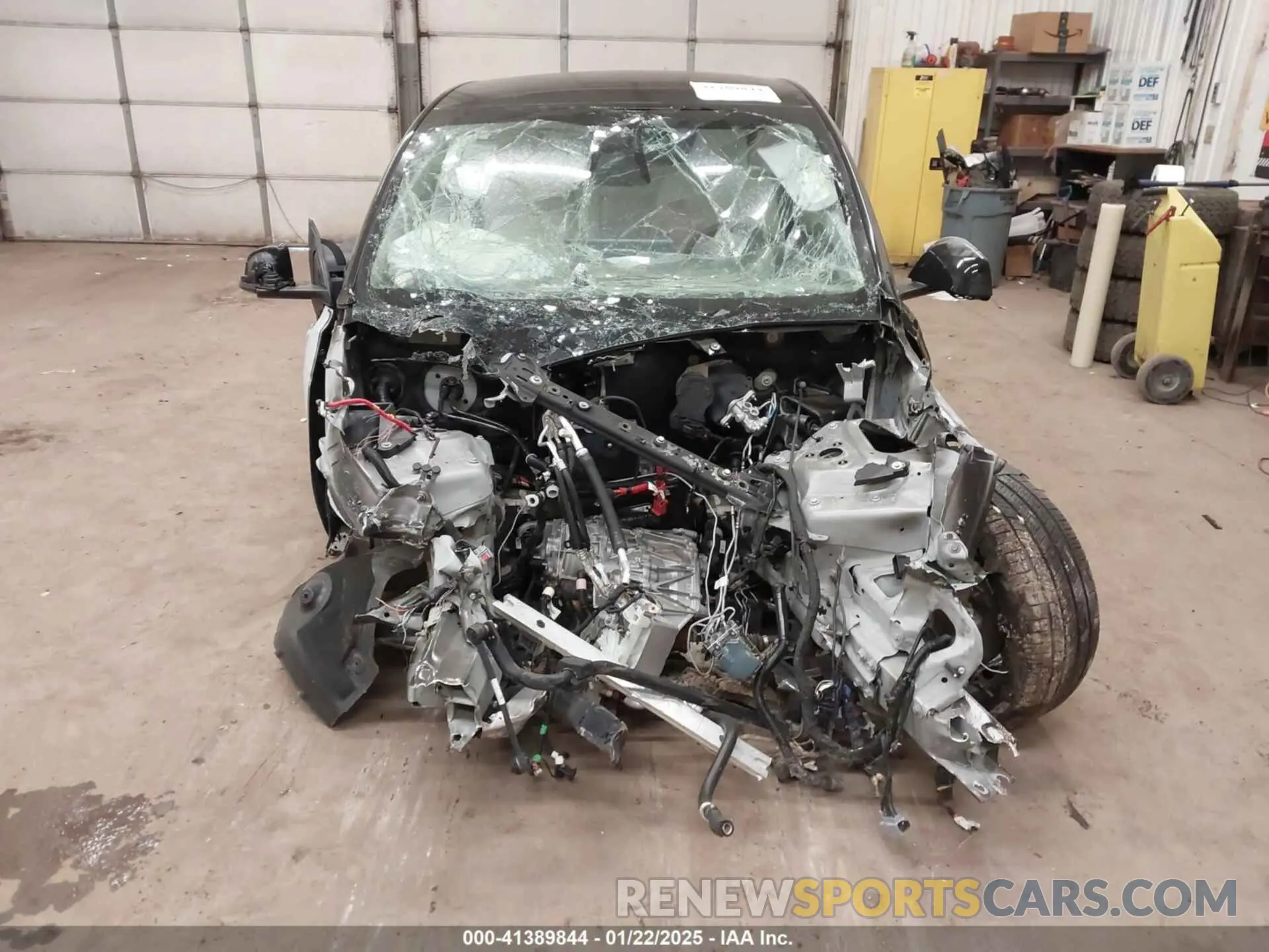 11 Photograph of a damaged car 7SAYGDEE6RA288826 TESLA MODEL Y 2024