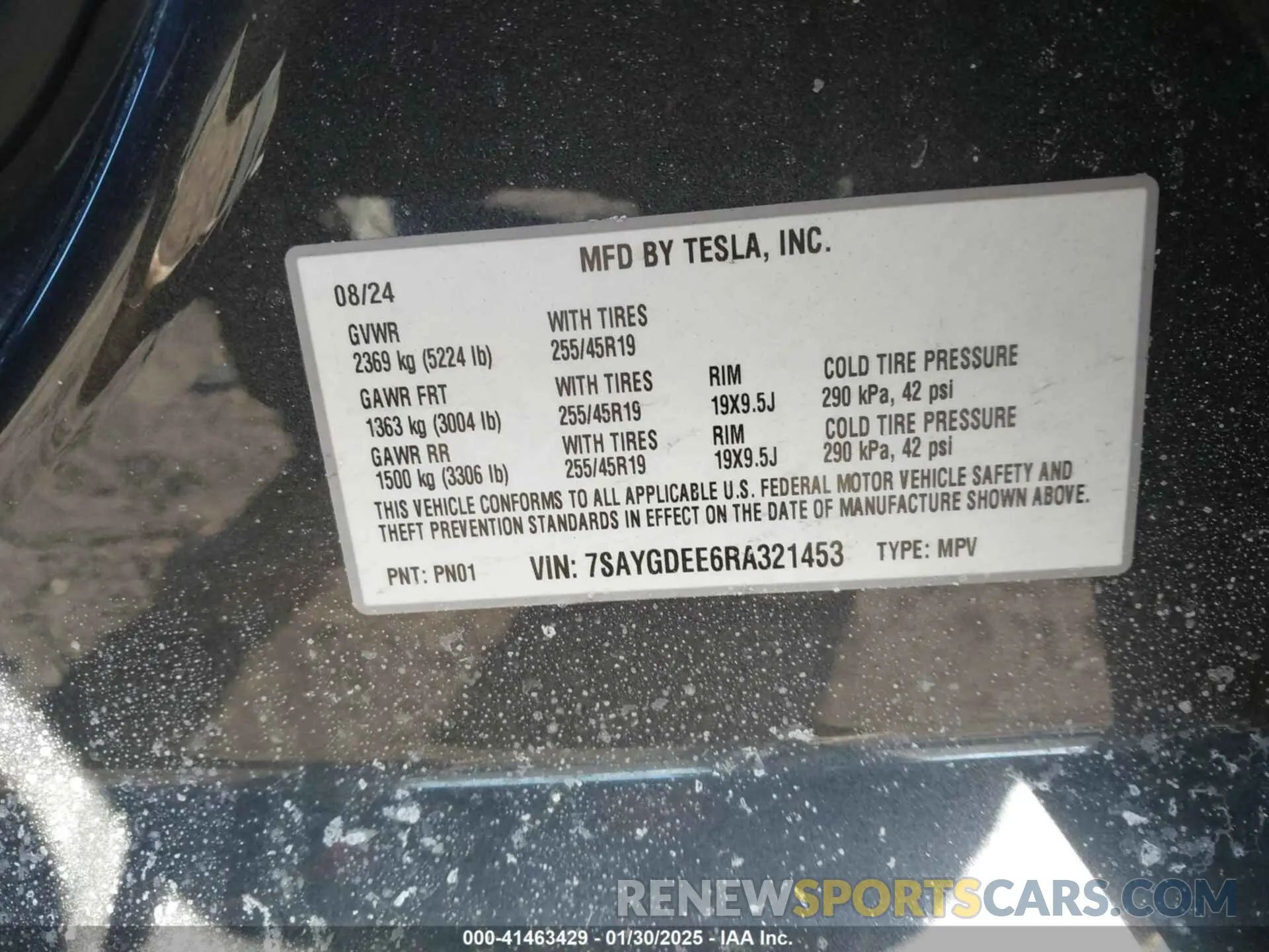 9 Photograph of a damaged car 7SAYGDEE6RA321453 TESLA MODEL Y 2024