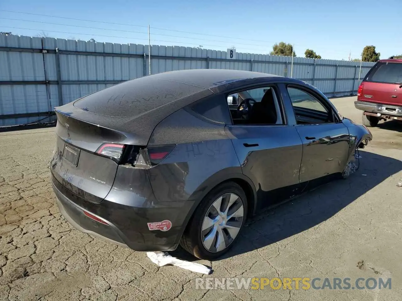 3 Photograph of a damaged car 7SAYGDEE6RF010558 TESLA MODEL Y 2024