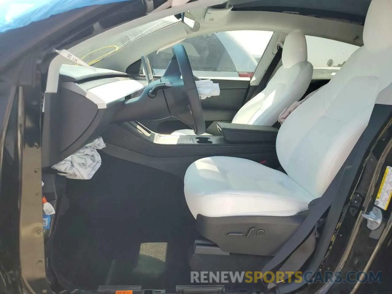 7 Photograph of a damaged car 7SAYGDEE6RF027408 TESLA MODEL Y 2024