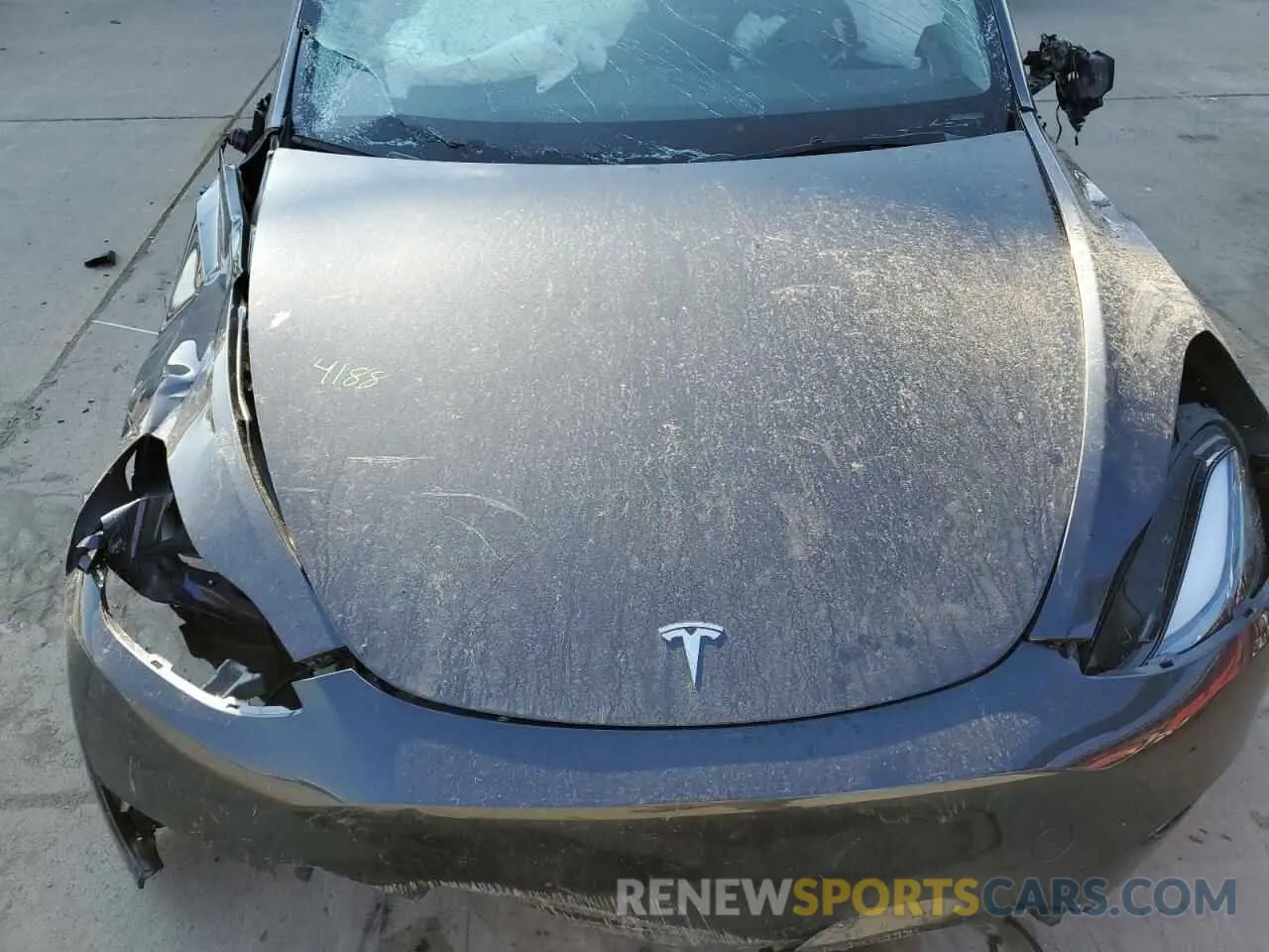 11 Photograph of a damaged car 7SAYGDEE6RF063230 TESLA MODEL Y 2024