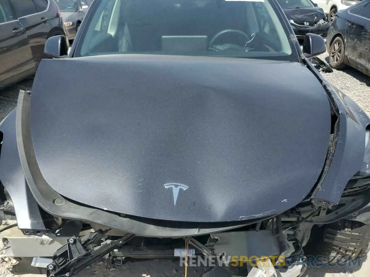 11 Photograph of a damaged car 7SAYGDEE6RF074728 TESLA MODEL Y 2024
