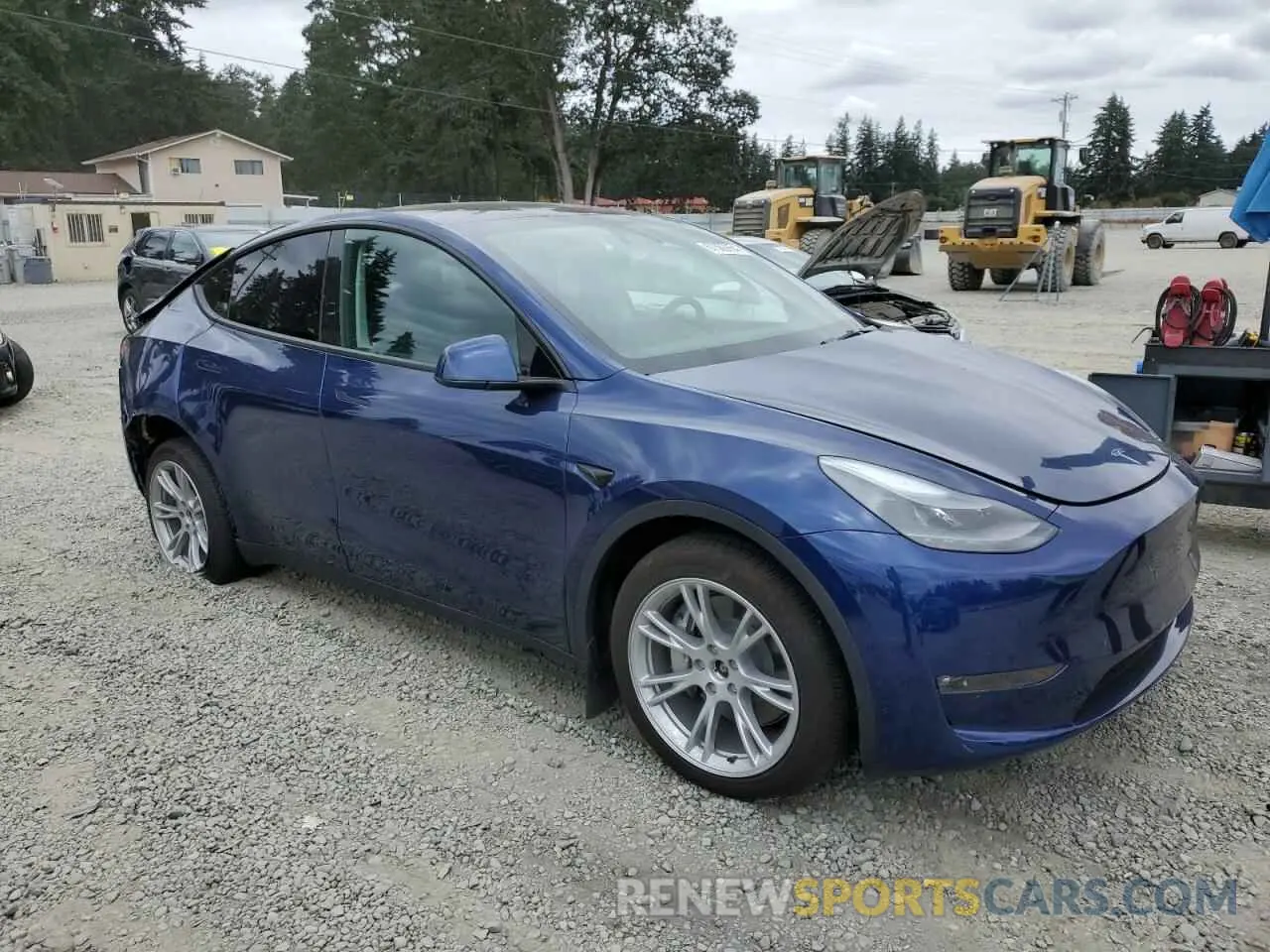 4 Photograph of a damaged car 7SAYGDEE6RF084627 TESLA MODEL Y 2024