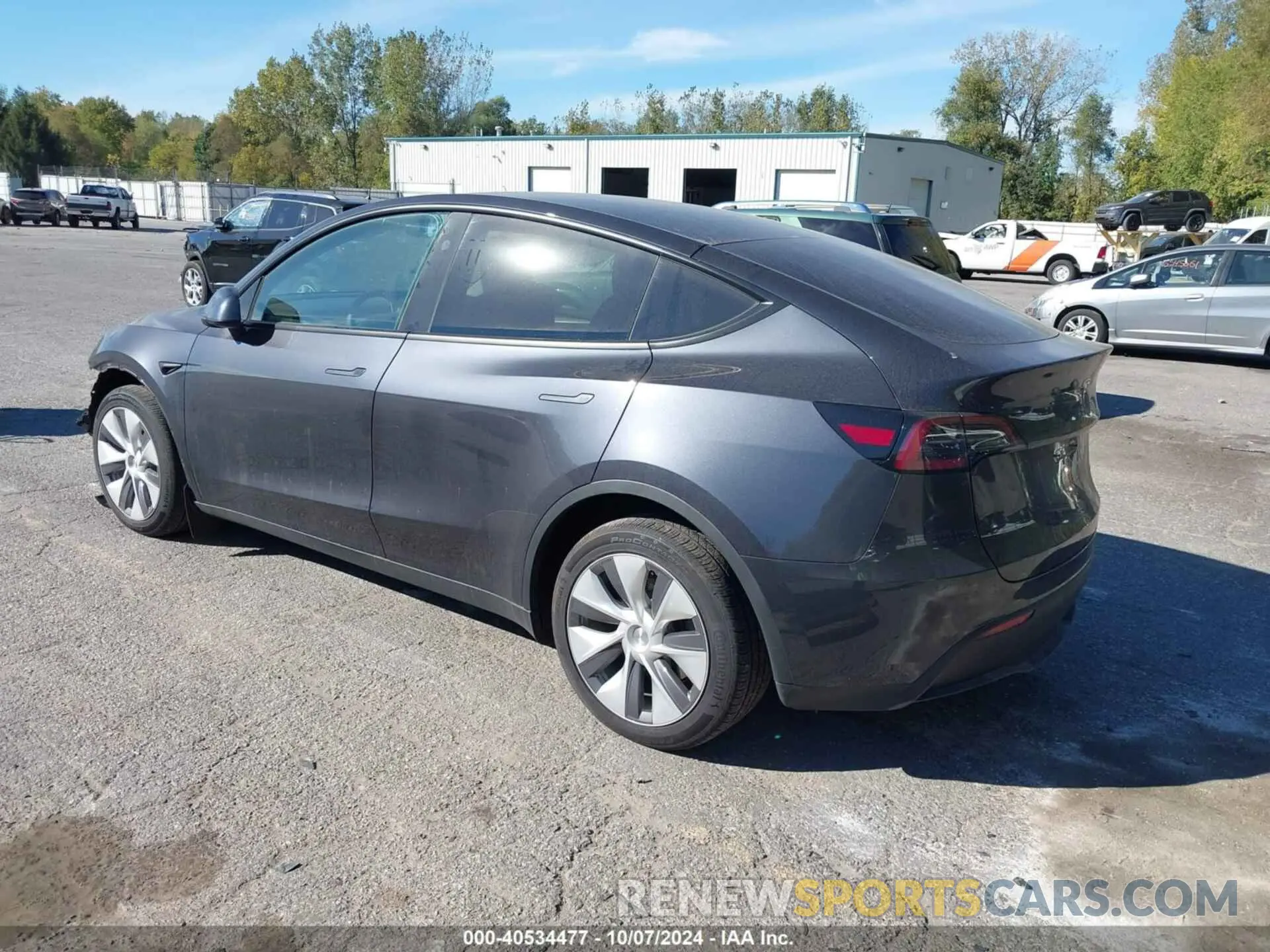 3 Photograph of a damaged car 7SAYGDEE6RF088130 TESLA MODEL Y 2024