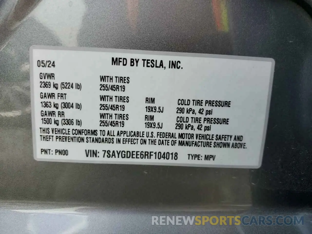12 Photograph of a damaged car 7SAYGDEE6RF104018 TESLA MODEL Y 2024