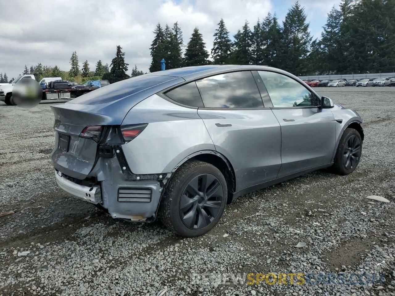 3 Photograph of a damaged car 7SAYGDEE6RF104018 TESLA MODEL Y 2024