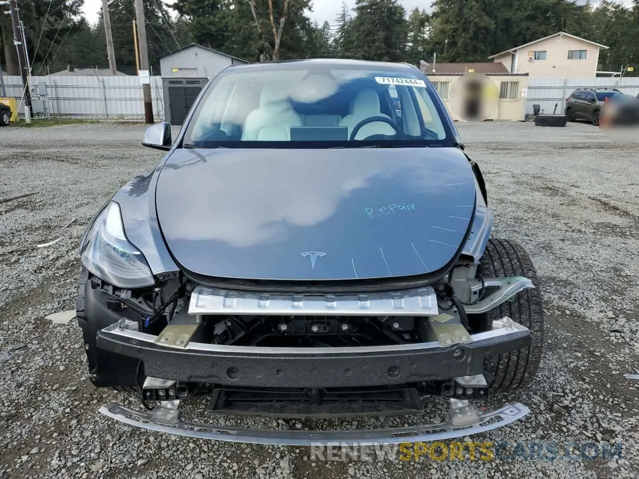 5 Photograph of a damaged car 7SAYGDEE6RF104018 TESLA MODEL Y 2024