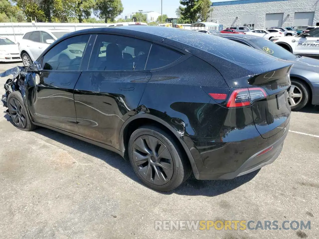 2 Photograph of a damaged car 7SAYGDEE6RF127752 TESLA MODEL Y 2024