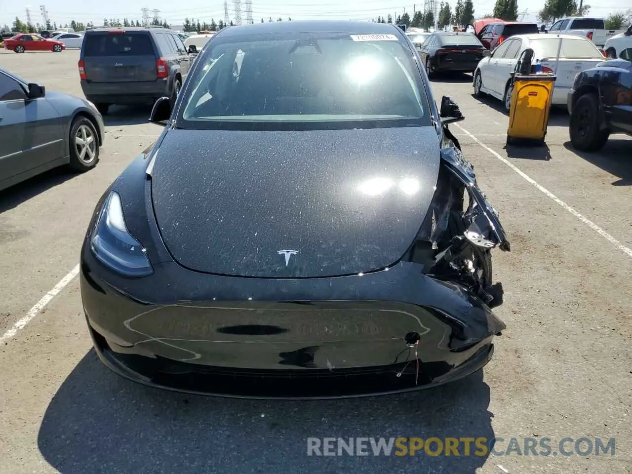 5 Photograph of a damaged car 7SAYGDEE6RF127752 TESLA MODEL Y 2024