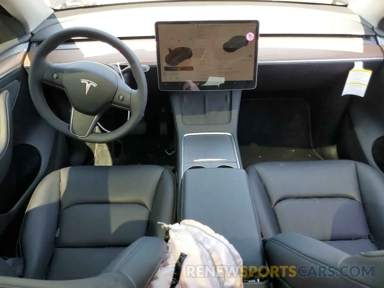 8 Photograph of a damaged car 7SAYGDEE6RF127752 TESLA MODEL Y 2024