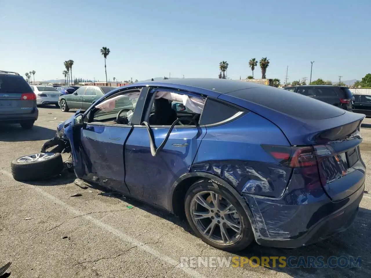 2 Photograph of a damaged car 7SAYGDEE7RA214783 TESLA MODEL Y 2024