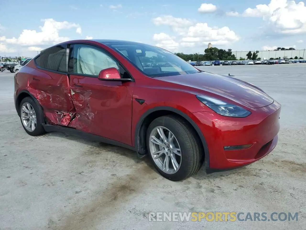 4 Photograph of a damaged car 7SAYGDEE7RA255513 TESLA MODEL Y 2024