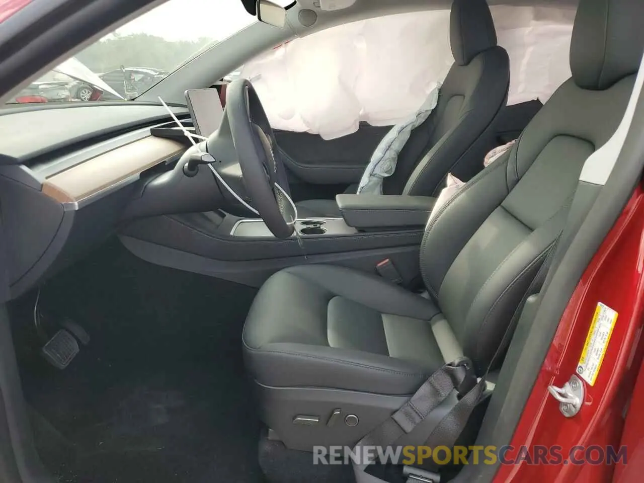 7 Photograph of a damaged car 7SAYGDEE7RA255513 TESLA MODEL Y 2024
