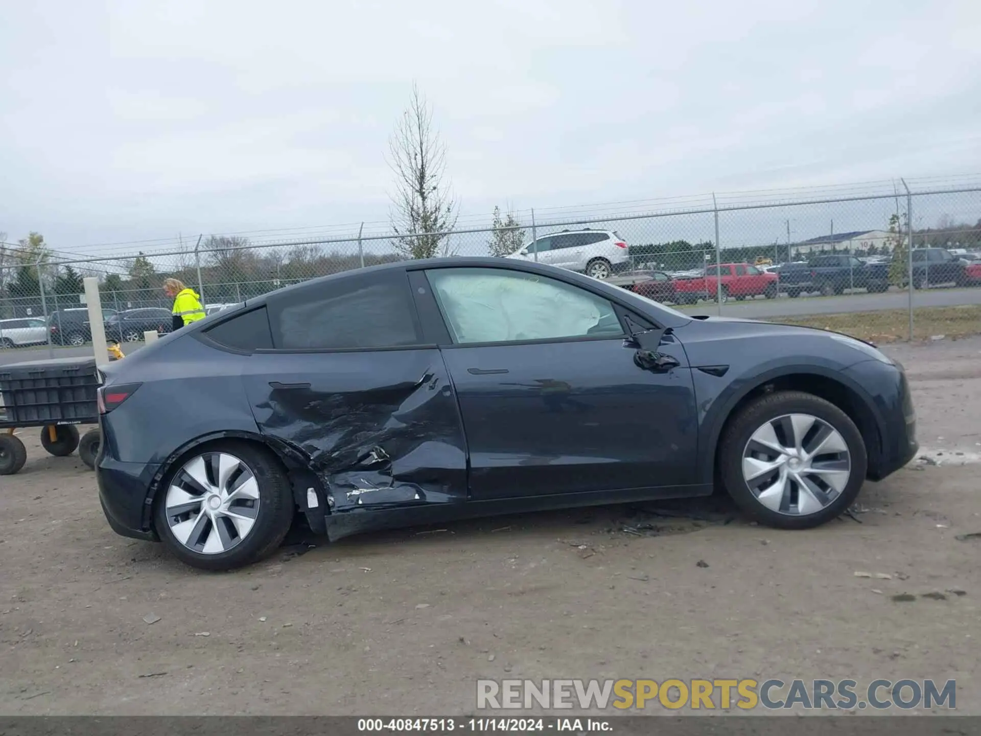 12 Photograph of a damaged car 7SAYGDEE7RA263739 TESLA MODEL Y 2024
